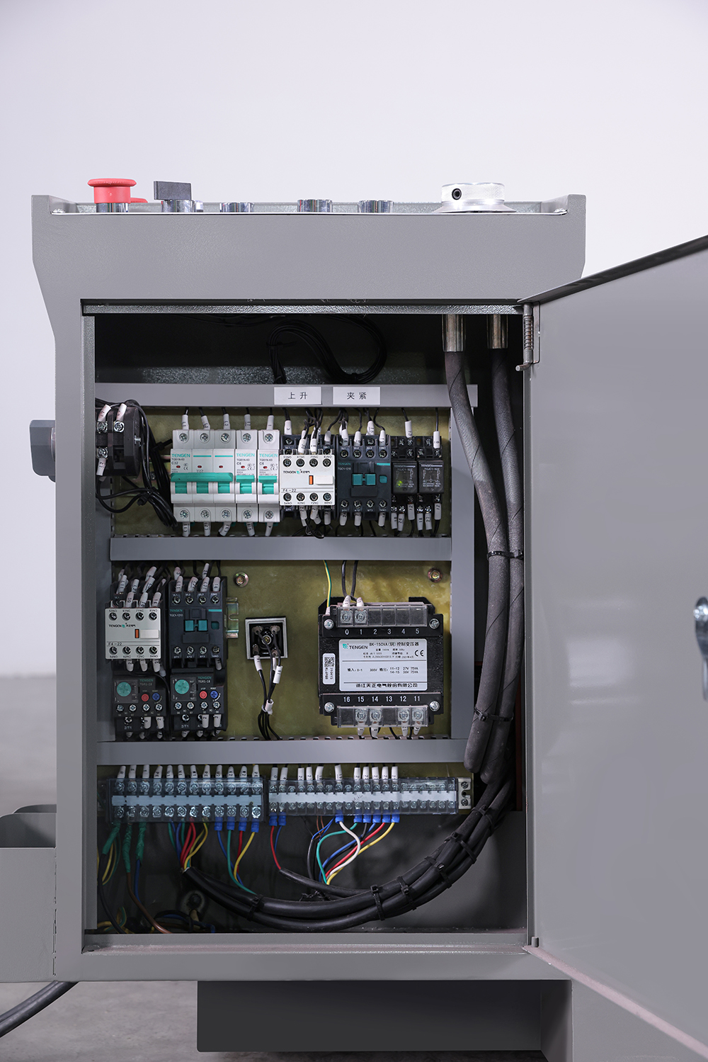 帶鋸床（chuáng）