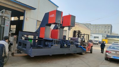 公司成交5台大型雙頭（tóu）立式帶鋸床